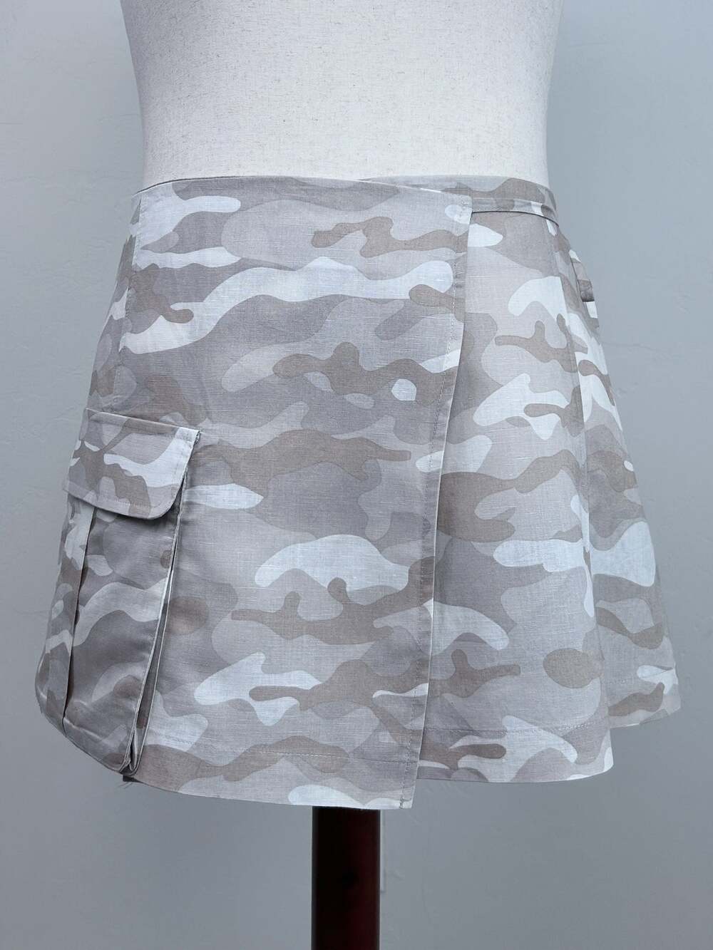 Zara LARGE Cargo Pocket Woven Linen Cotton Beige Camouflage Wrap Mini Skirt NWT